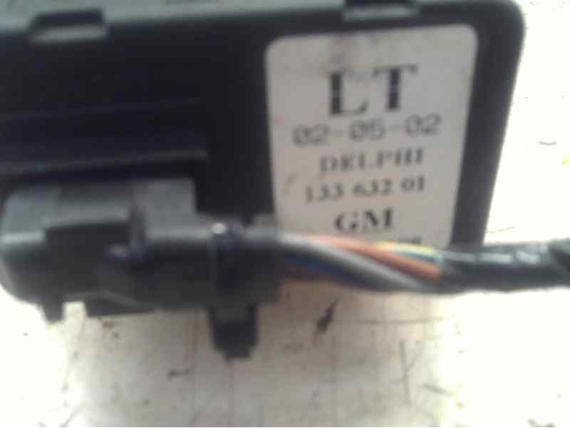 Recambio de mando elevalunas delantero izquierdo para opel zafira a elegance referencia OEM IAM   