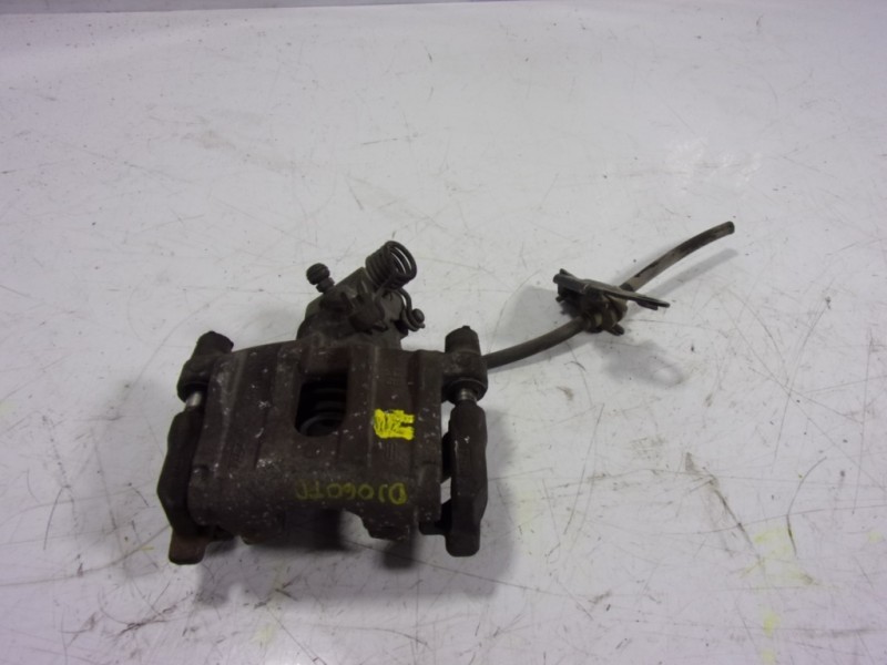 Recambio de pinza freno trasera derecha para ford focus lim. 1.5 tdci cat referencia OEM IAM 2210213  