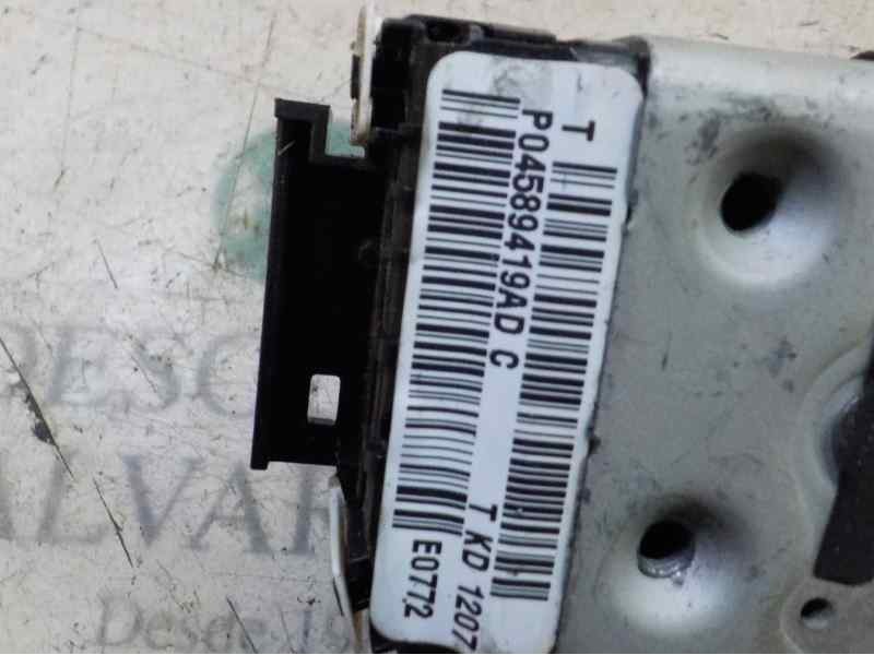 Recambio de cerradura puerta trasera izquierda para jeep patriot 2.0 crd cat referencia OEM IAM   