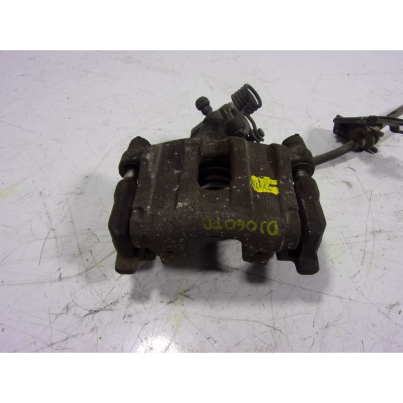 Recambio de pinza freno trasera derecha para ford focus lim. 1.5 tdci cat referencia OEM IAM 2210213  