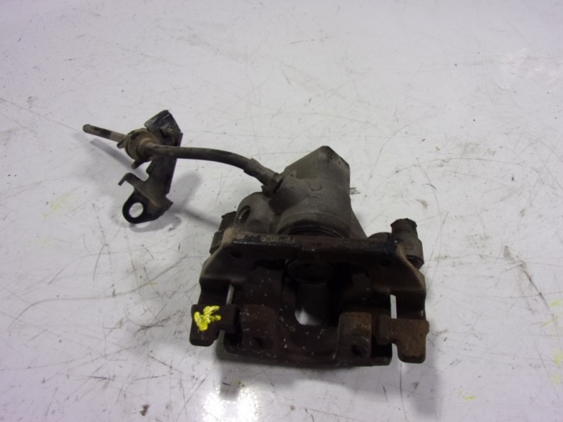 Recambio de pinza freno trasera derecha para ford focus lim. 1.5 tdci cat referencia OEM IAM 2210213  