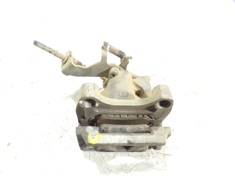 Recambio de pinza freno trasera derecha para mazda cx-5 2.2 turbodiesel cat referencia OEM IAM KDY12698Z  