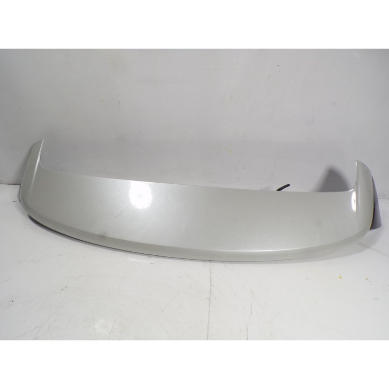 Recambio de aleron trasero para citroën c4 cactus 1.2 12v e-thp / puretech referencia OEM IAM 1611384280  