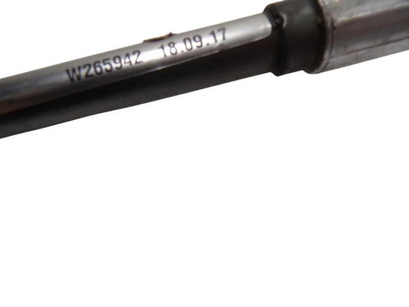 Recambio de tubo para mclaren 570s spider p13 referencia OEM IAM  00052943 