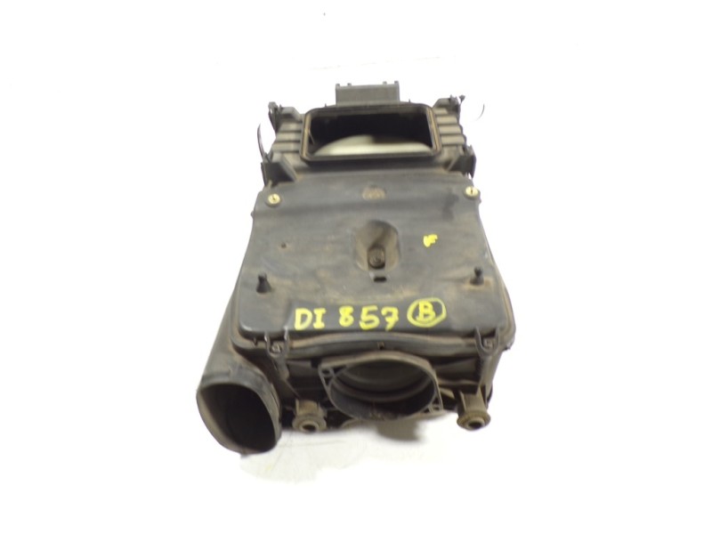 Recambio de filtro aire para mercedes-benz clase c (w204) familiar 2.1 cdi cat referencia OEM IAM A6510901101  