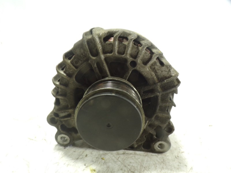 Recambio de alternador para volkswagen golf vi (5k1) 1.6 tdi referencia OEM IAM 03L903023AX 03L903023A 210027393
