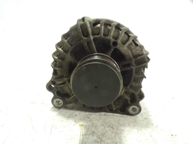 Recambio de alternador para volkswagen golf vi (5k1) 1.6 tdi referencia OEM IAM 03L903023AX 03L903023A 210027393