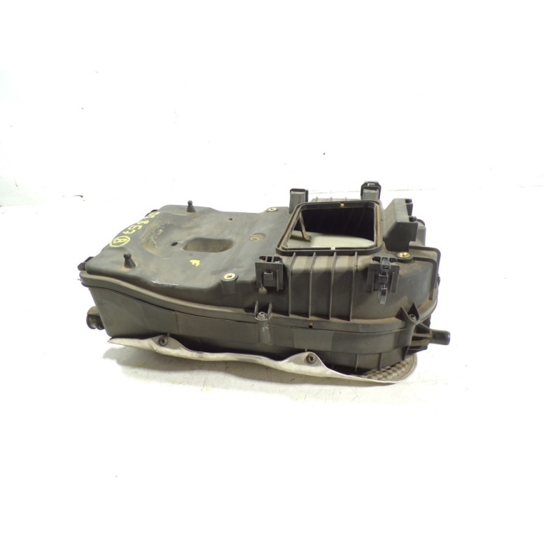 Recambio de filtro aire para mercedes-benz clase c (w204) familiar 2.1 cdi cat referencia OEM IAM A6510901101  