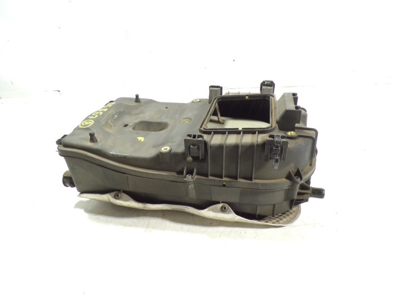 Recambio de filtro aire para mercedes-benz clase c (w204) familiar 2.1 cdi cat referencia OEM IAM A6510901101  