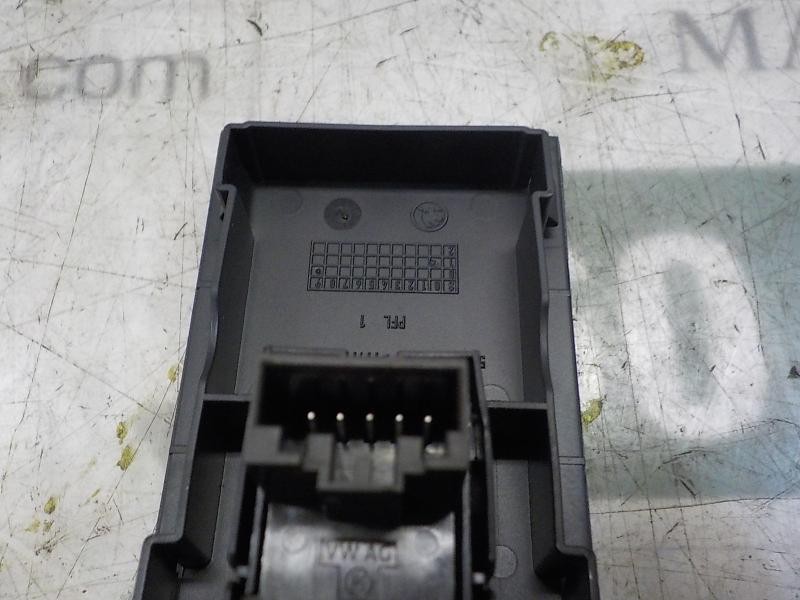 Recambio de mando elevalunas trasero izquierdo para skoda spaceback (5h) 1.6 tdi dpf referencia OEM IAM 5JA959855AWHS  