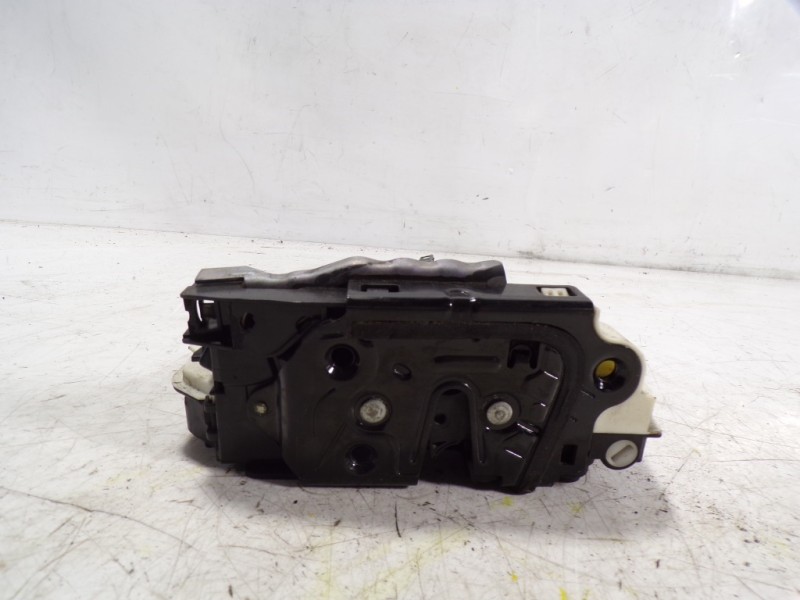 Recambio de cerradura puerta trasera izquierda para volkswagen golf vi (5k1) 1.6 tdi referencia OEM IAM 5K4839015H 5K4839015H 