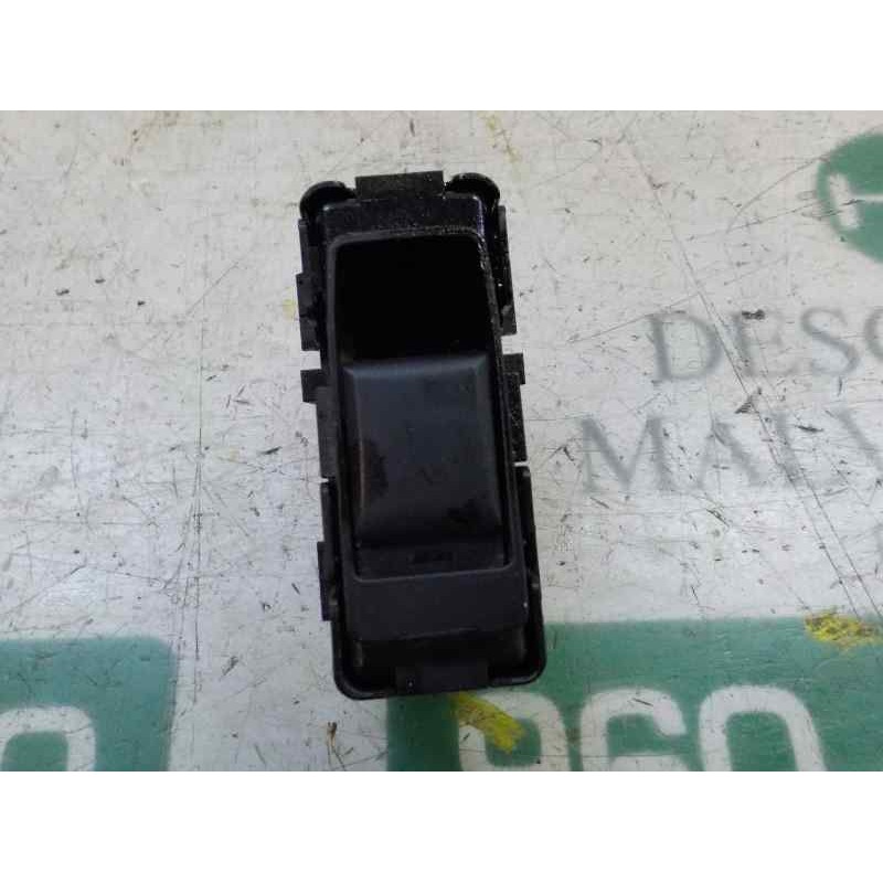 Recambio de mando elevalunas trasero derecho para jeep patriot 2.0 crd cat referencia OEM IAM   