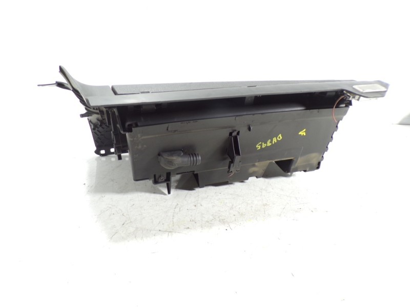 Recambio de guantera para volkswagen golf vi (5k1) 1.6 tdi referencia OEM IAM 1K1857101M82V  