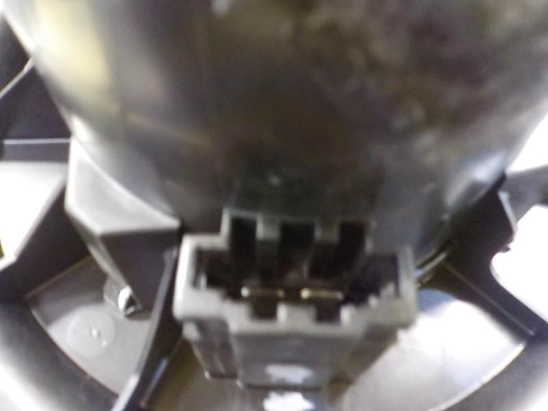 Recambio de motor calefaccion para skoda spaceback (5h) 1.6 tdi dpf referencia OEM IAM 6R1819015A  