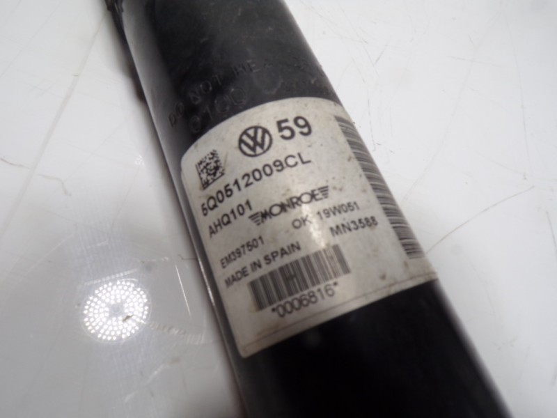 Recambio de amortiguador trasero derecho para cupra ateca 2.0tsi 4drive referencia OEM IAM 5Q0513045BN 5Q0512009CL 