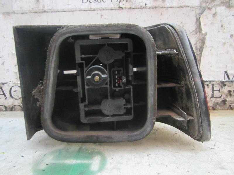 Recambio de piloto trasero izquierdo para citroën xantia berlina 1.9 turbodiesel referencia OEM IAM   