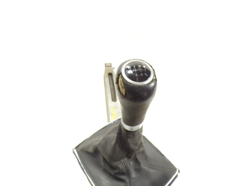 Recambio de palanca cambio para mercedes-benz clase c (w204) familiar 2.1 cdi cat referencia OEM IAM A2042672024  