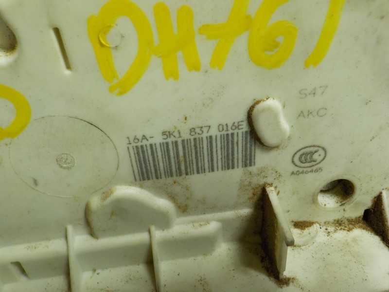 Recambio de cerradura puerta delantera derecha para seat leon (5f1) 2.0 tdi referencia OEM IAM  5K1837016E 