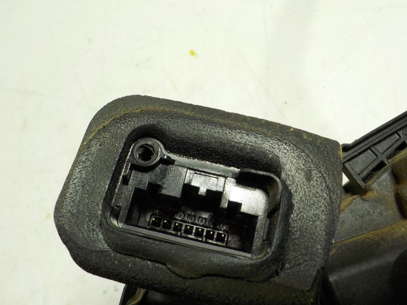 Recambio de cerradura puerta trasera izquierda para seat leon (5f1) 2.0 tdi referencia OEM IAM  5K4839015Q 