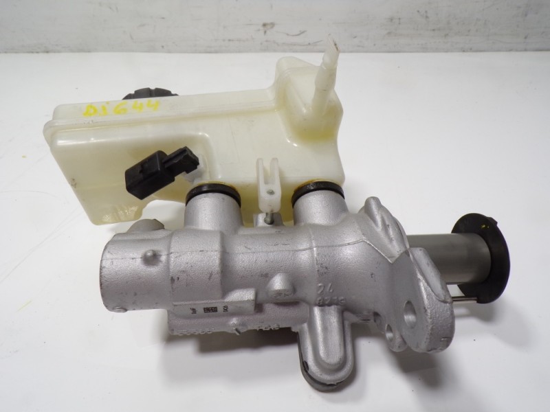 Recambio de bomba freno para cupra ateca 2.0tsi 4drive referencia OEM IAM 5Q1614019ADREP 5Q1611301C 32668423