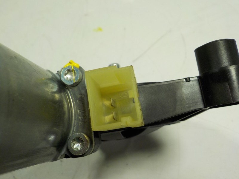 Recambio de motor elevalunas delantero derecho para seat leon (5f1) 2.0 tdi referencia OEM IAM  5Q0959802B 