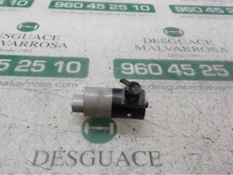 Recambio de bomba limpia para toyota auris 1.3 16v cat referencia OEM IAM   