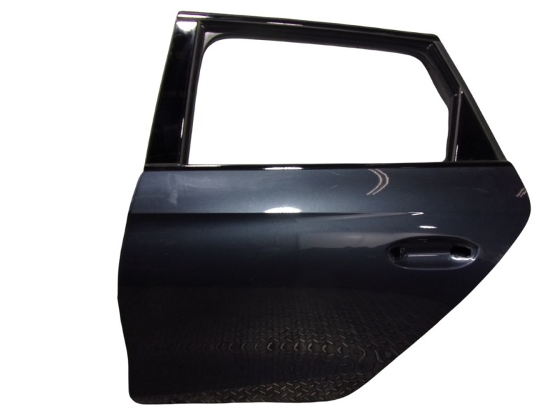 Recambio de puerta trasera izquierda para cupra leon sportstourer (kl8) 1.4 tsi phev referencia OEM IAM 5FE833051C  