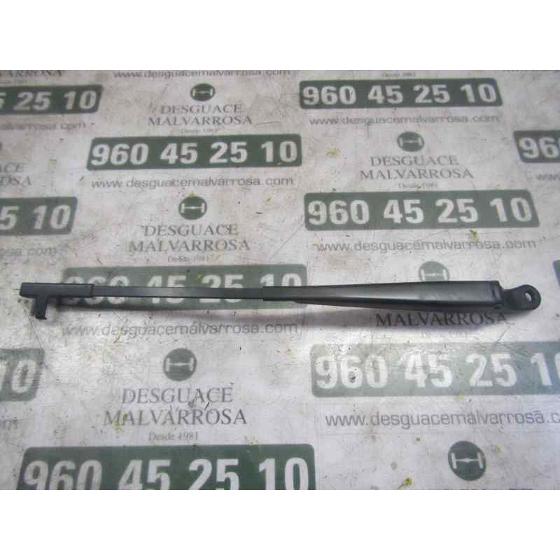 Recambio de brazo limpia delantero derecho para renault grand modus 1.2 16v referencia OEM IAM 7701057638  