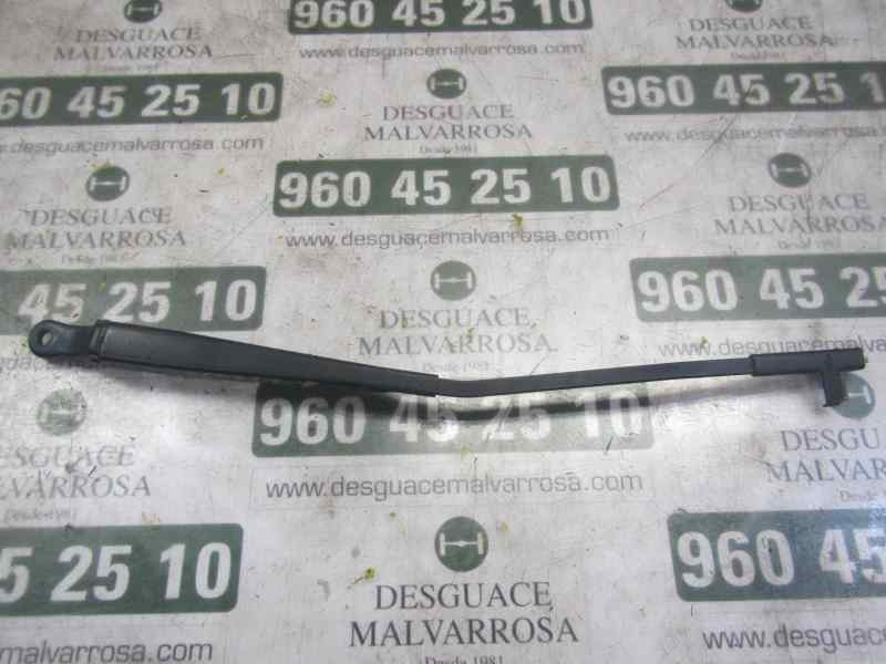 Recambio de brazo limpia delantero izquierdo para renault grand modus 1.2 16v referencia OEM IAM 7701057640  