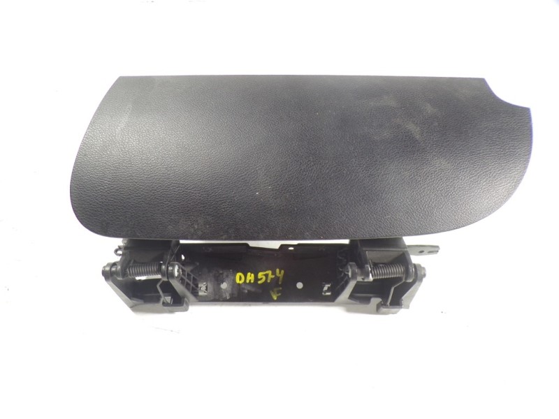 Recambio de guantera para lancia voyager (404) 2.8 16v crd cat referencia OEM IAM K1SV44DX9AF  