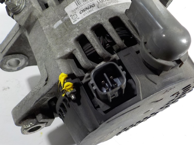 Recambio de alternador para toyota verso business referencia OEM IAM  270600T081 