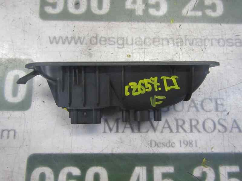 Recambio de mando elevalunas trasero izquierdo para renault grand modus 1.2 16v referencia OEM IAM 8200214936  