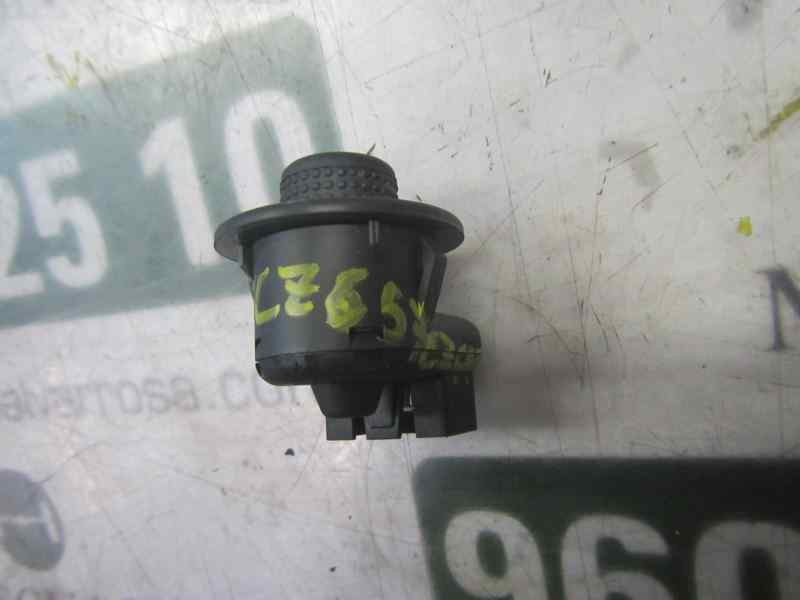 Recambio de mando retrovisor para renault grand modus 1.2 16v referencia OEM IAM 8200214919  