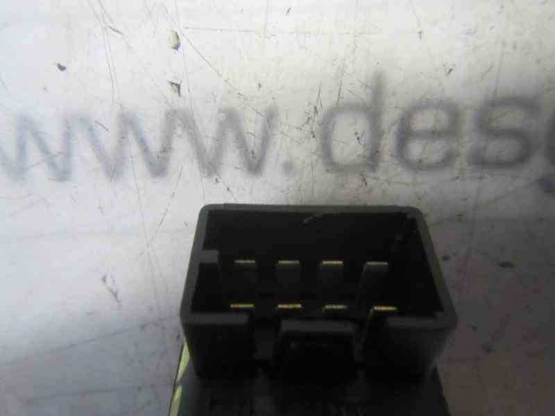 Recambio de mando retrovisor para renault grand modus 1.2 16v referencia OEM IAM 8200214919  