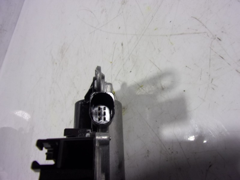 Recambio de cerradura maletero / porton para cupra ateca 2.0tsi 4drive referencia OEM IAM 5TA827887C 5TA827887C 