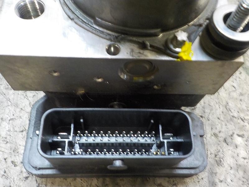 Recambio de abs para seat ibiza (6j5) 1.4tdi 55kw referencia OEM IAM 6C0907379NREP 6C0907379K 