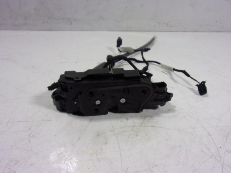 Recambio de cerradura puerta delantera izquierda para cupra ateca 2.0tsi 4drive referencia OEM IAM 5TB837015A 5TB837015A 