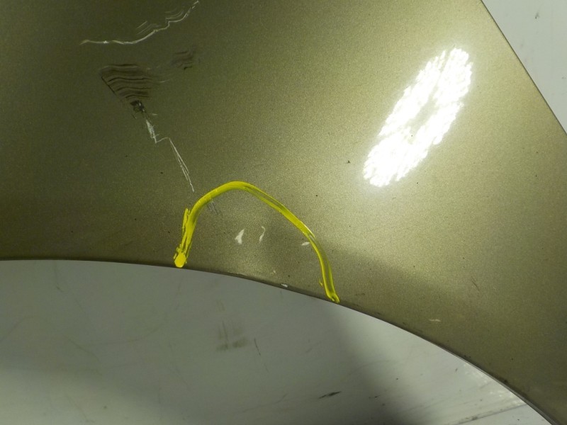 Recambio de aleta delantera izquierda para opel insignia sports tourer 2.0 16v cdti referencia OEM IAM 13277520  