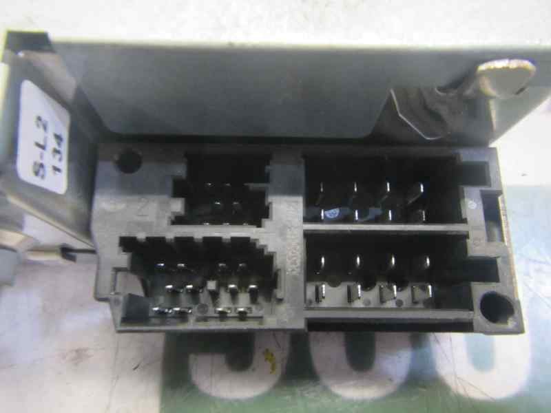 Recambio de sistema audio / radio cd para renault grand modus 1.2 16v referencia OEM IAM 8200633627  