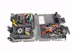 Recambio de caja reles / fusibles para opel insignia sports tourer 2.0 16v cdti referencia OEM IAM 22933569 22933569  2