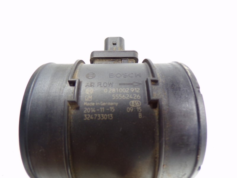 Recambio de caudalimetro para opel insignia sports tourer 2.0 16v cdti referencia OEM IAM 55562426 55562426 0281002912