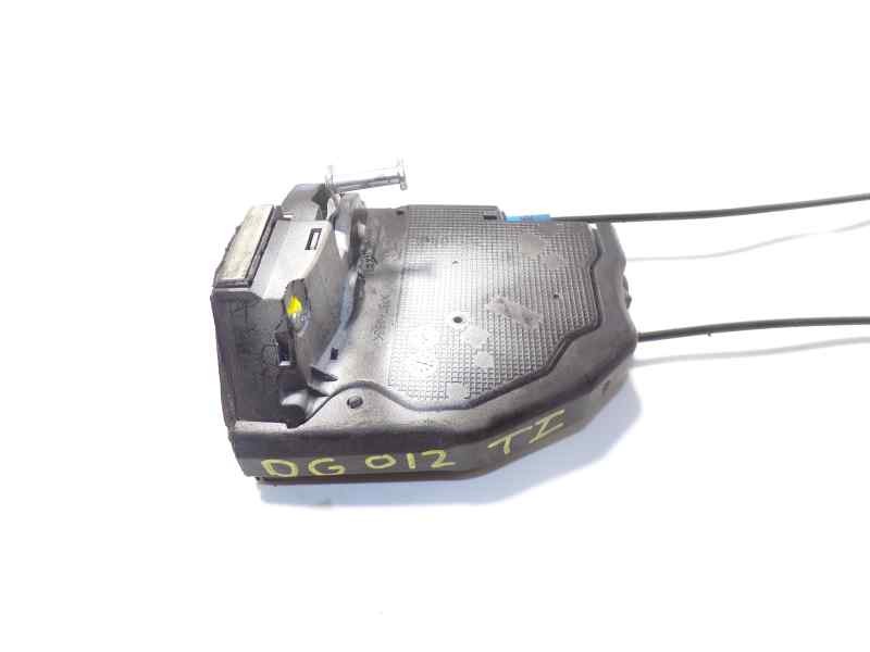 Recambio de cerradura puerta trasera izquierda para toyota auris 1.4 turbodiesel cat referencia OEM IAM 6906002170  