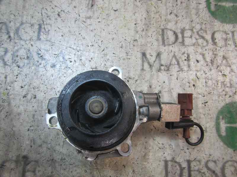 Recambio de bomba agua para volkswagen beetle beetlemania bluemotion referencia OEM IAM   