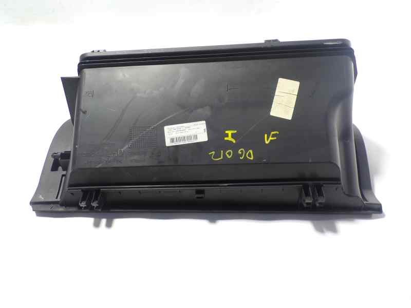 Recambio de guantera para toyota auris 1.4 turbodiesel cat referencia OEM IAM 5555002132B0  