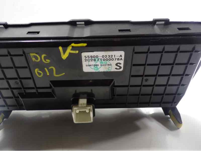 Recambio de mando climatizador para toyota auris 1.4 turbodiesel cat referencia OEM IAM 5590002321 5590002321A 2C207T000078A