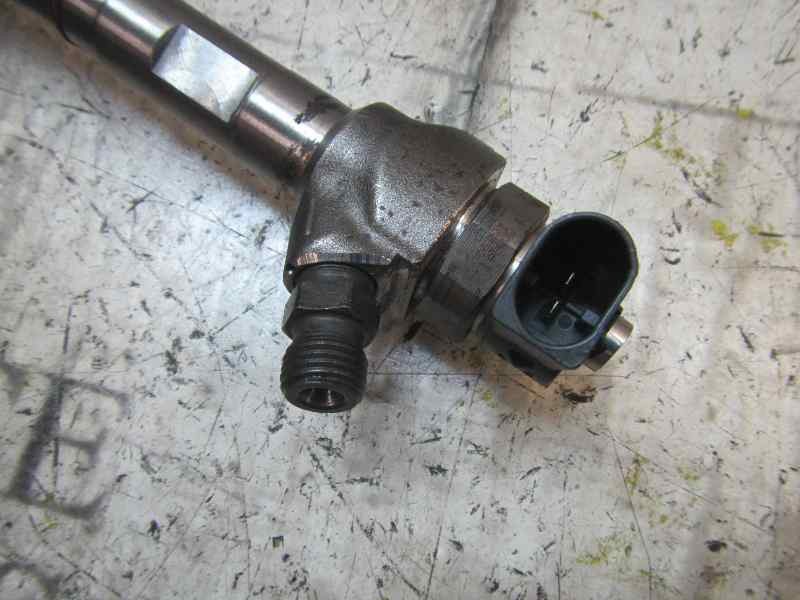 Recambio de inyector para volkswagen beetle beetlemania bluemotion referencia OEM IAM   