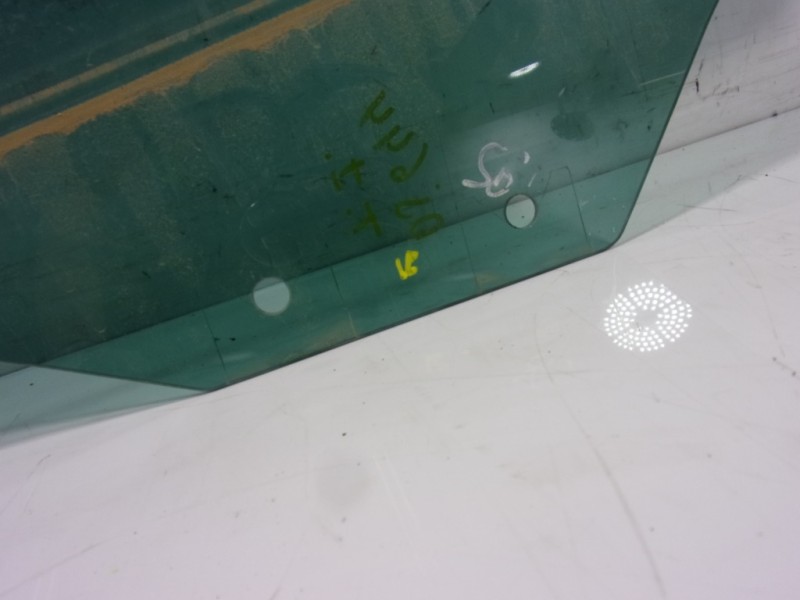 Recambio de cristal puerta trasero izquierdo para cupra ateca 2.0tsi 4drive referencia OEM IAM 575845025A  