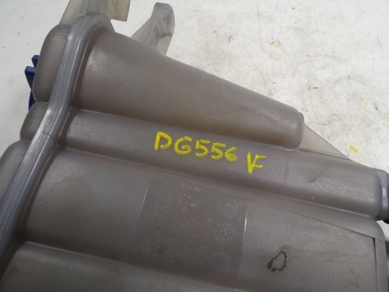 Recambio de deposito expansion para audi a5 sportback (8t) 2.0 16v tfsi referencia OEM IAM 8K0121403G  