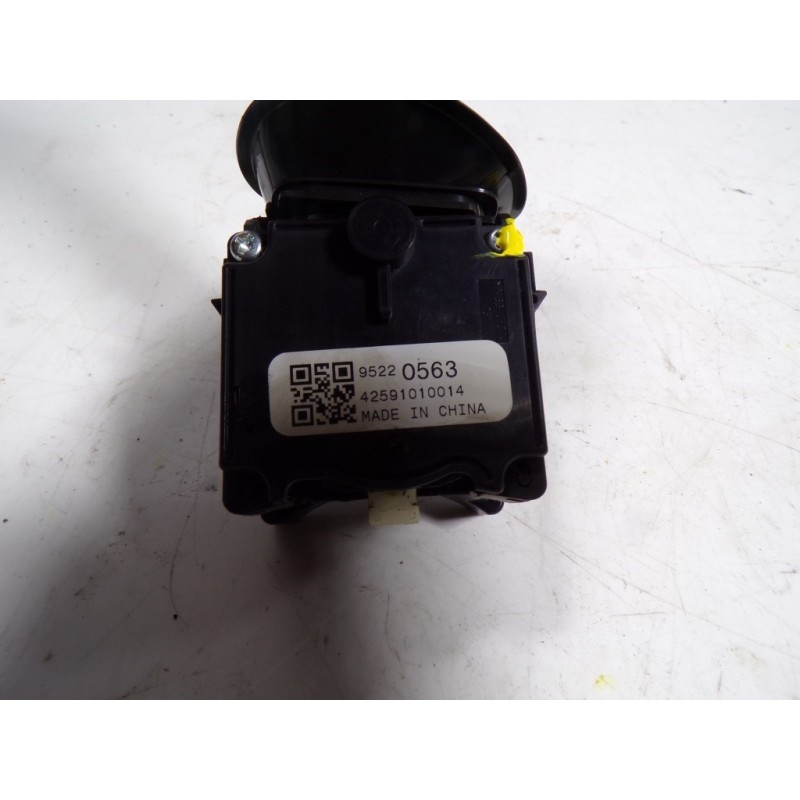 Recambio de mando intermitentes para opel insignia sports tourer 2.0 16v cdti referencia OEM IAM 95220563 95220563 