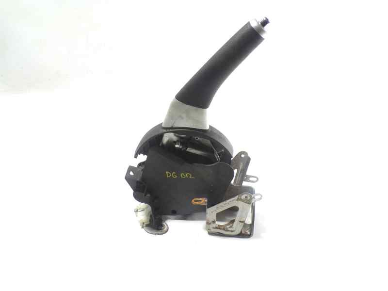 Recambio de palanca freno de mano para toyota auris 1.4 turbodiesel cat referencia OEM IAM 4620102471B0  